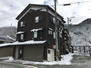 ペットと泊まれる山懐の温泉宿 | 石川県 白峰温泉の白山苑さん